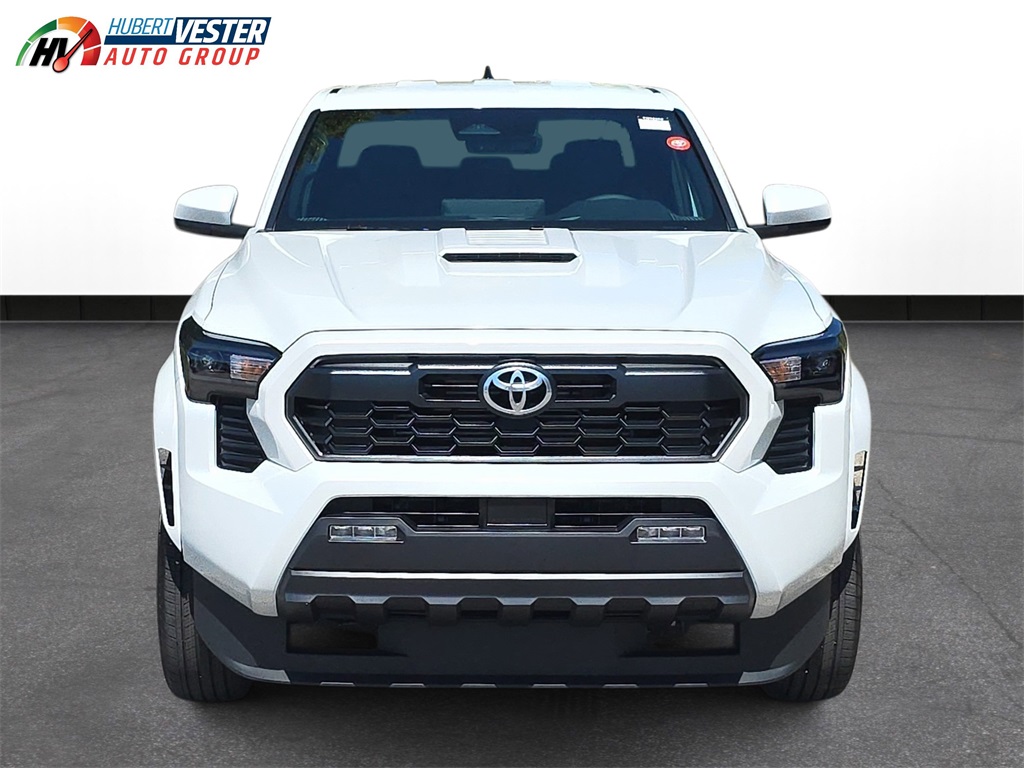 2025 Toyota Tacoma TRD Sport photo 3