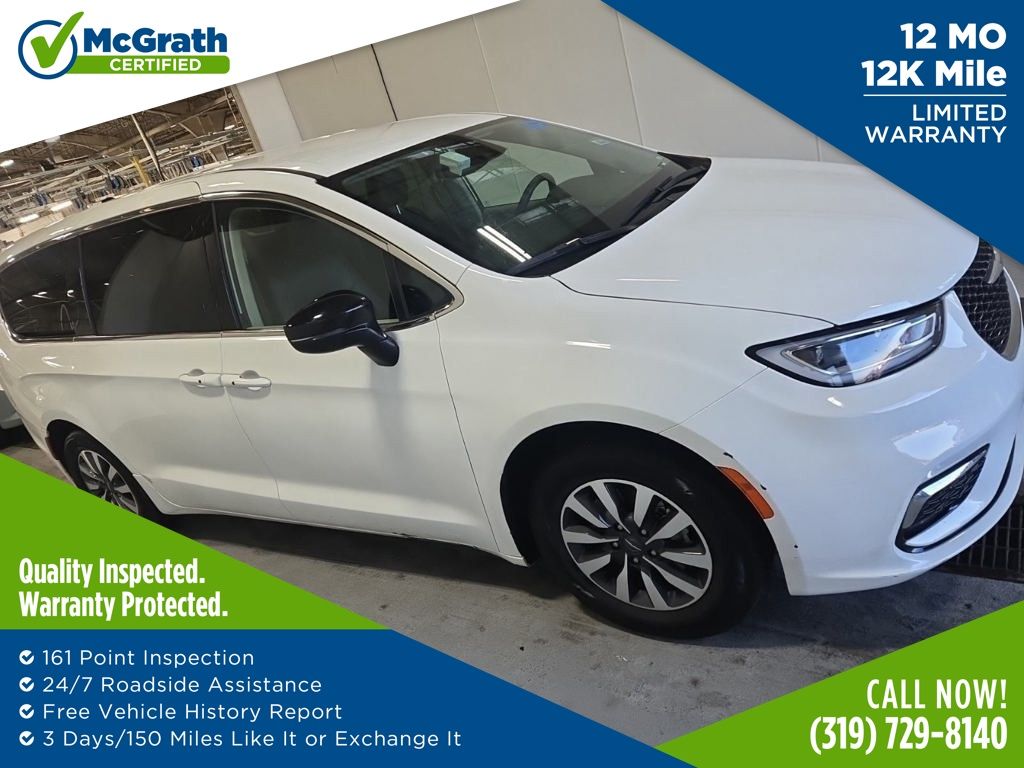 2024 Chrysler Pacifica PHEV Select