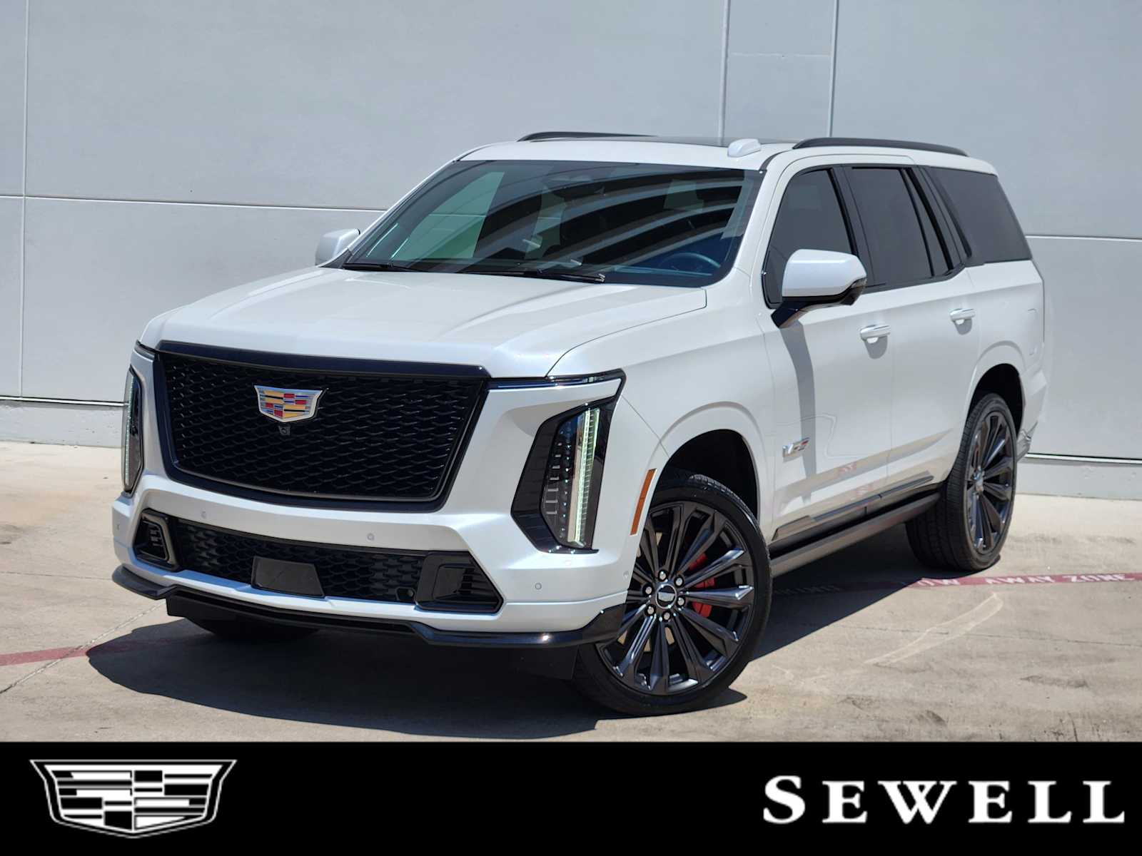 Certified Used 2025 Crystal White Tricoat Cadillac V-Series image 1