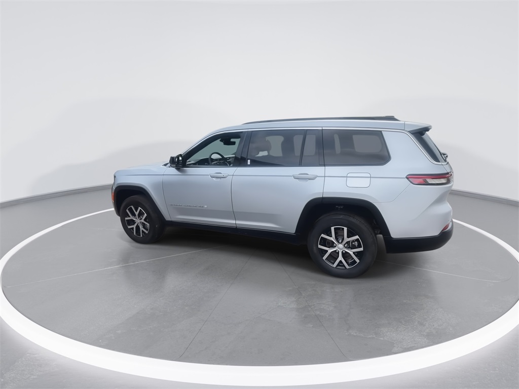 2024 Jeep Grand Cherokee Limited photo 6