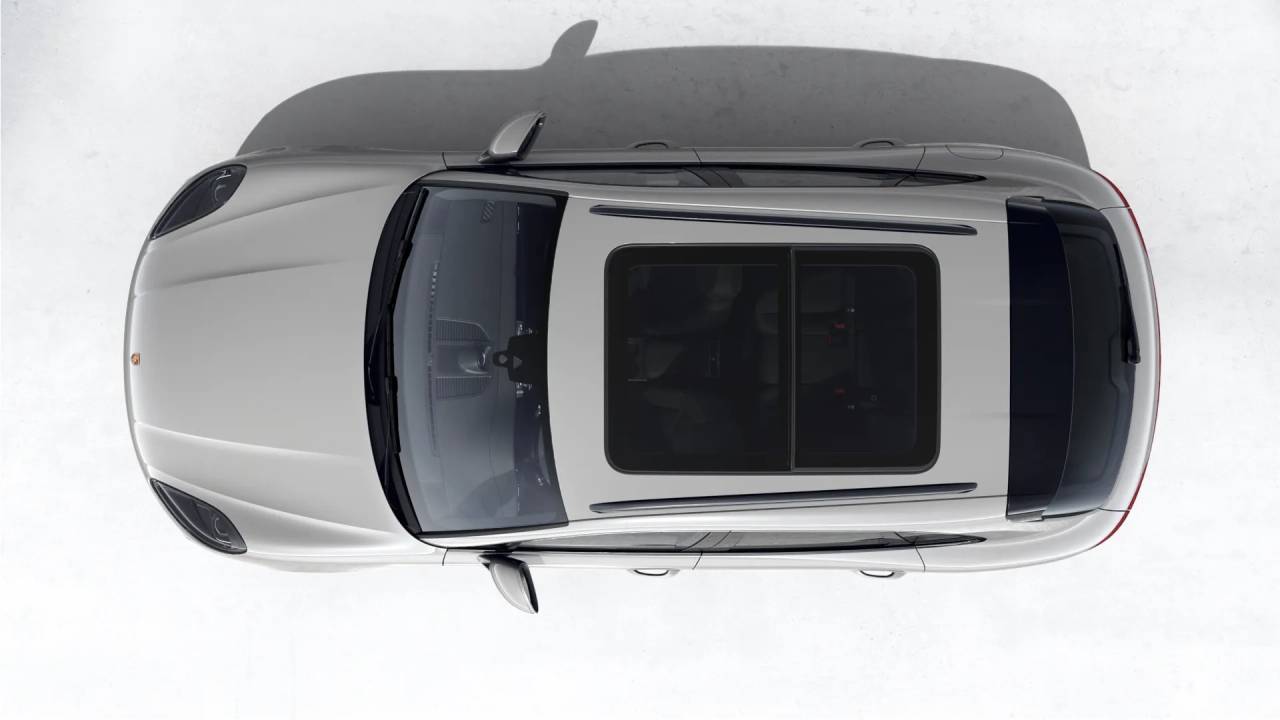 2026 Porsche Macan T photo 6