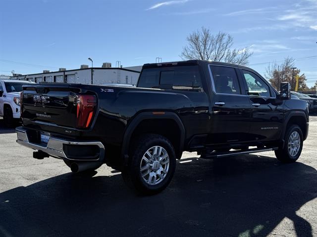 2024 Gmc Sierra 3500 HD SLT photo 3