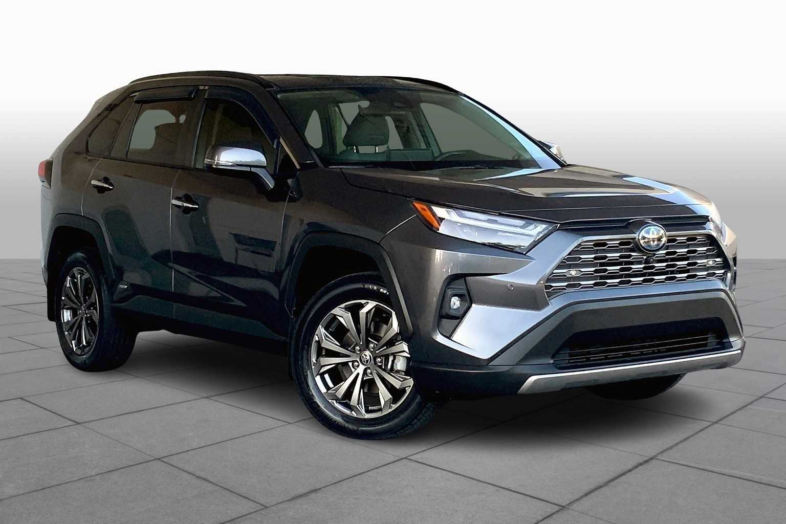 2022 Toyota RAV4 Hybrid Limited photo 2
