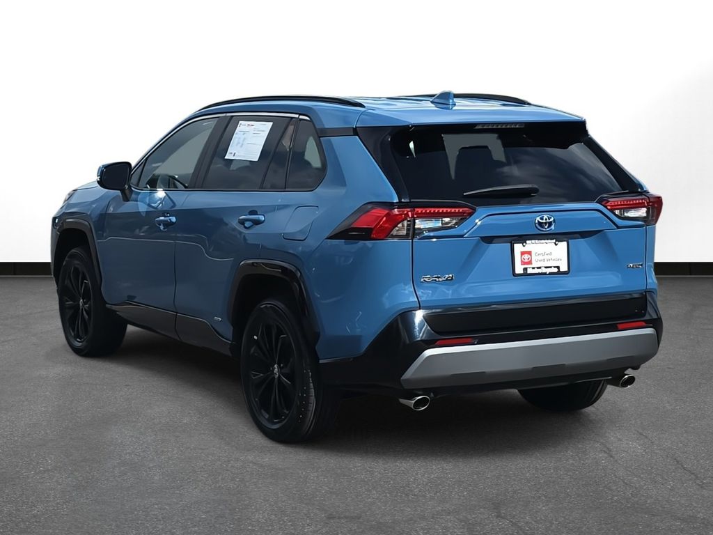 2022 Toyota RAV4 Hybrid SE photo 7