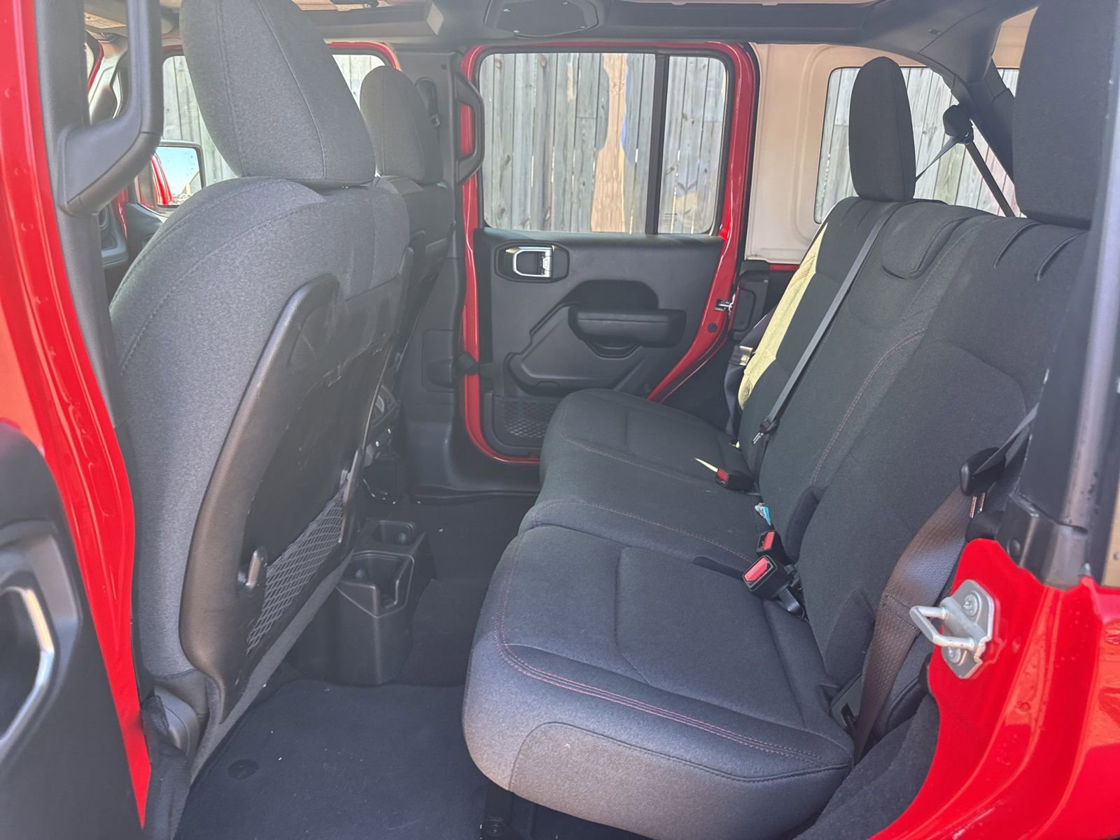 2024 Jeep Wrangler Rubicon photo 8