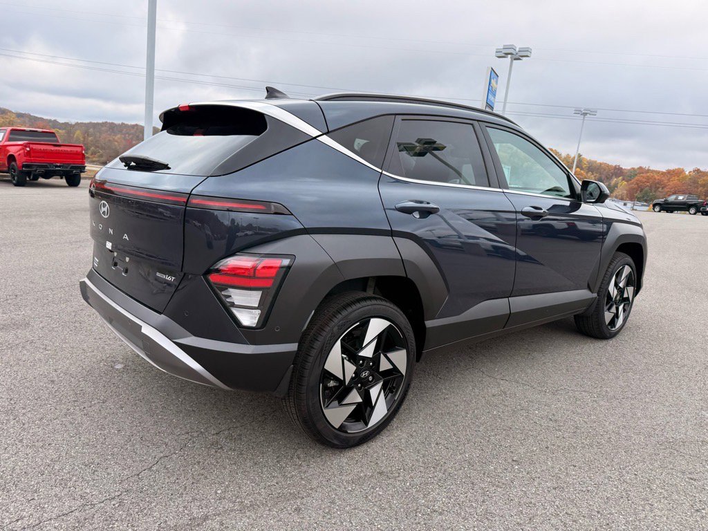 2024 Hyundai Kona Limited photo 2