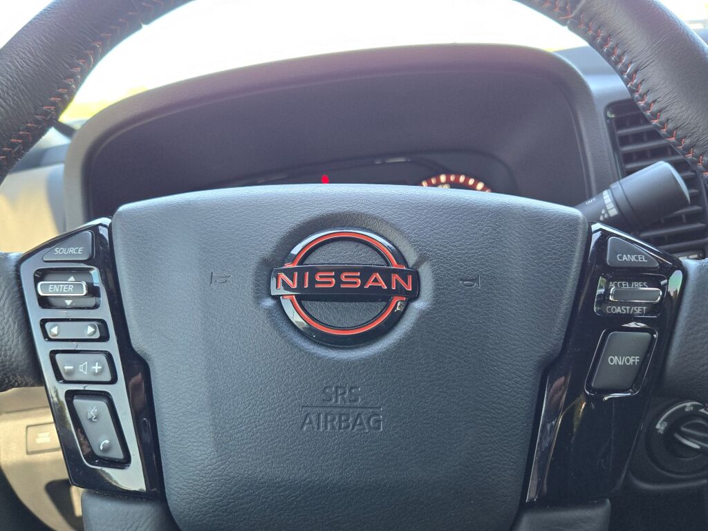 2024 Nissan Frontier PRO-4X photo 28