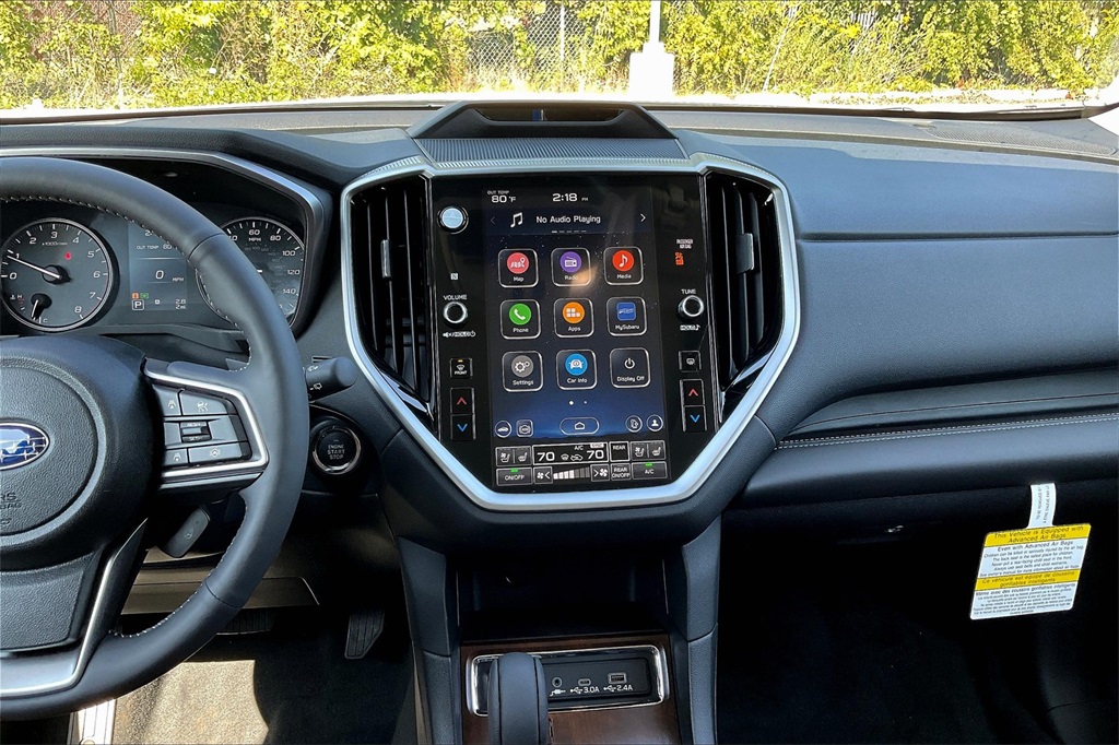 2025 Subaru Ascent Touring photo 5