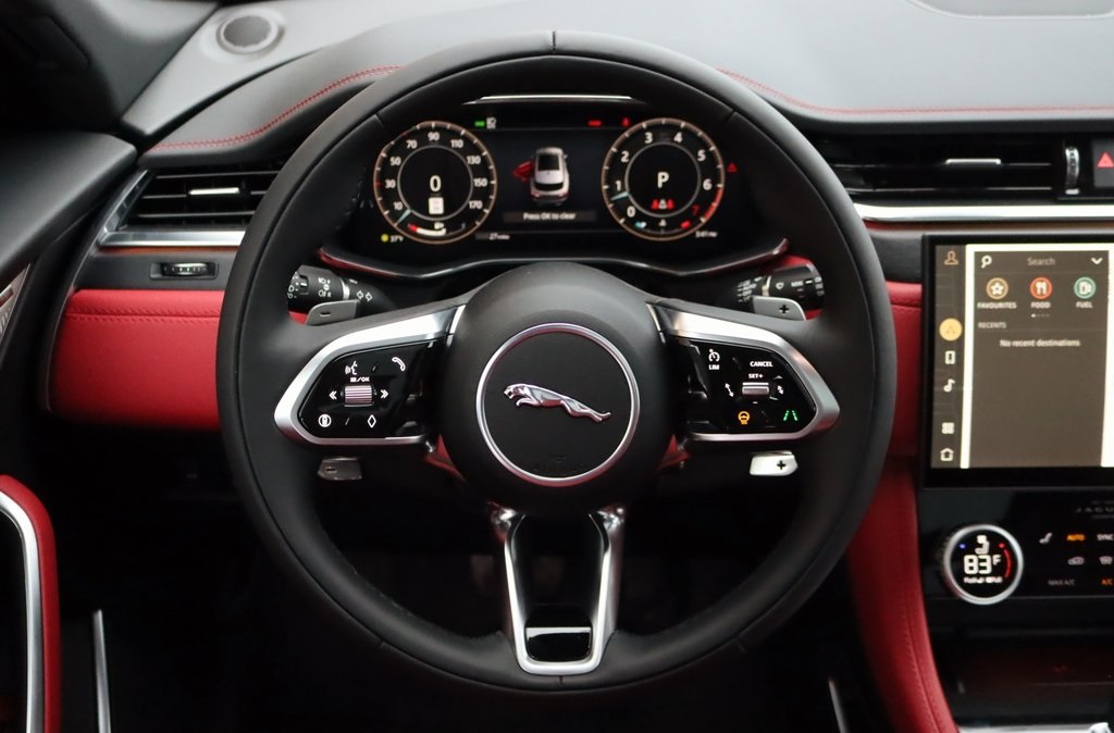 2025 JAGUAR F-PACE - Image 16