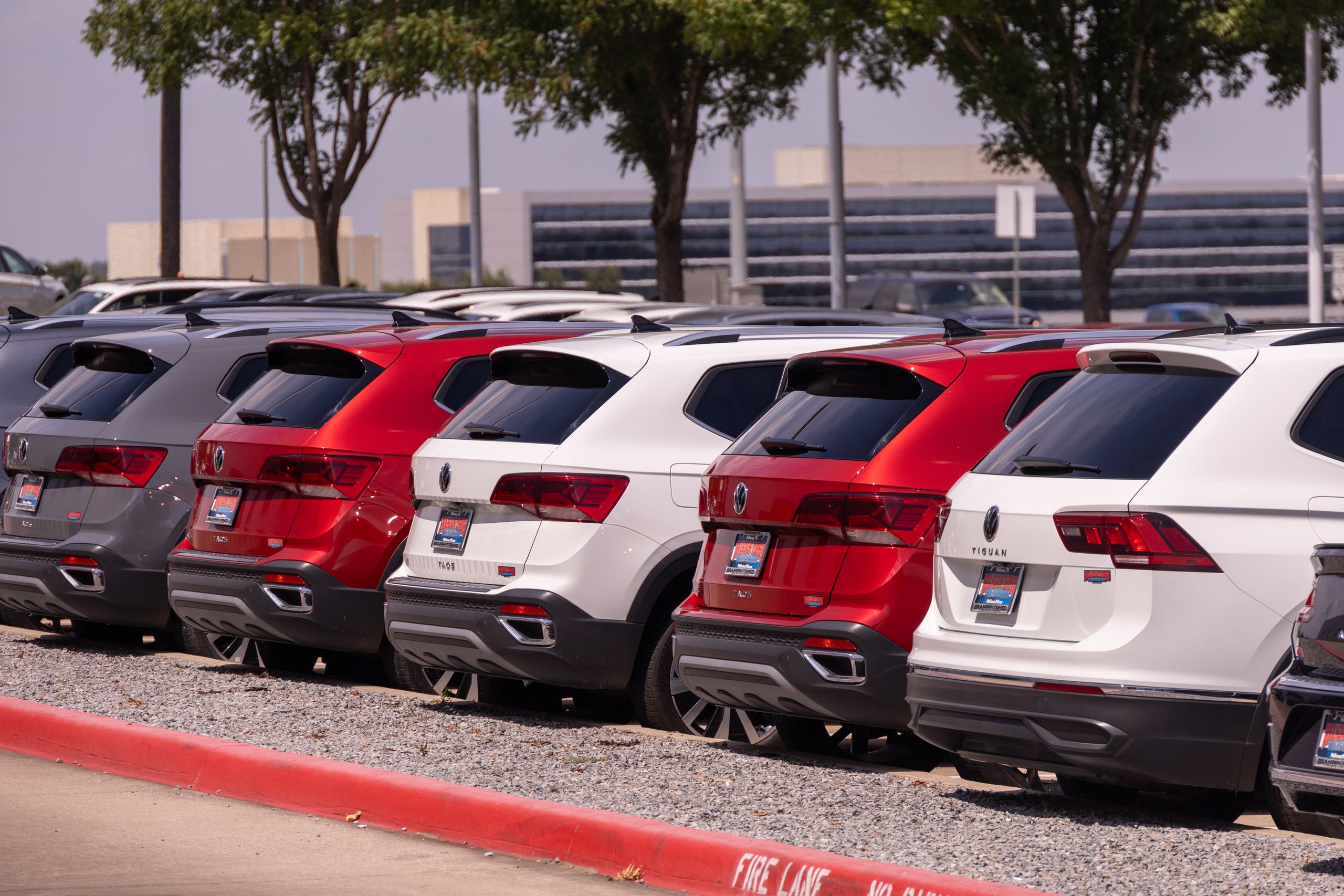 2024 Volkswagen Atlas Peak Edition SEL photo 27
