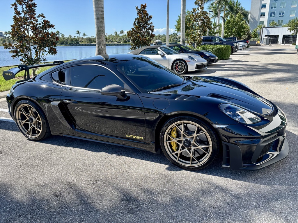 2025 Porsche Cayman GT4 RS photo 4