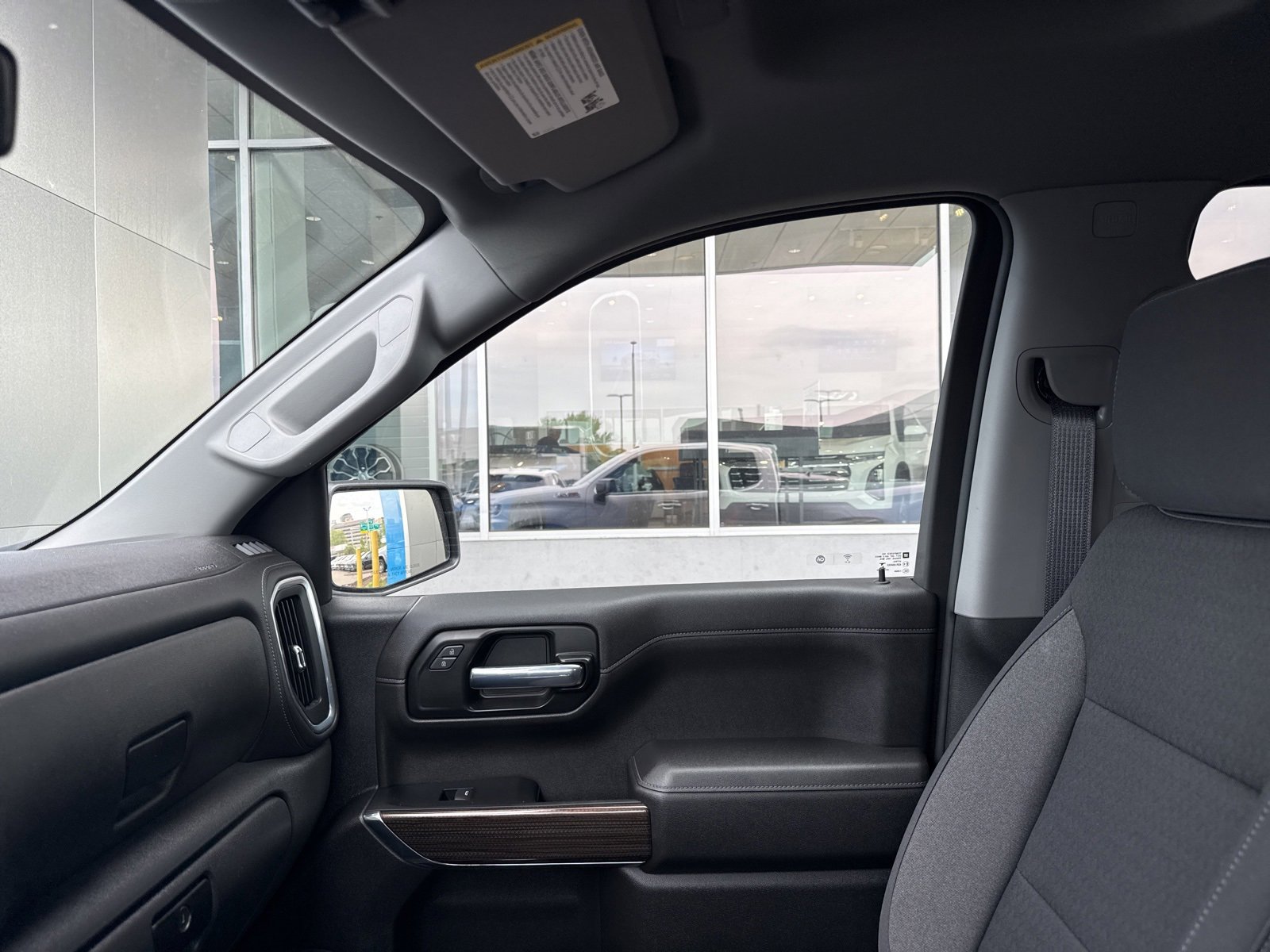 2022 Chevrolet Silverado 1500 RST photo 29
