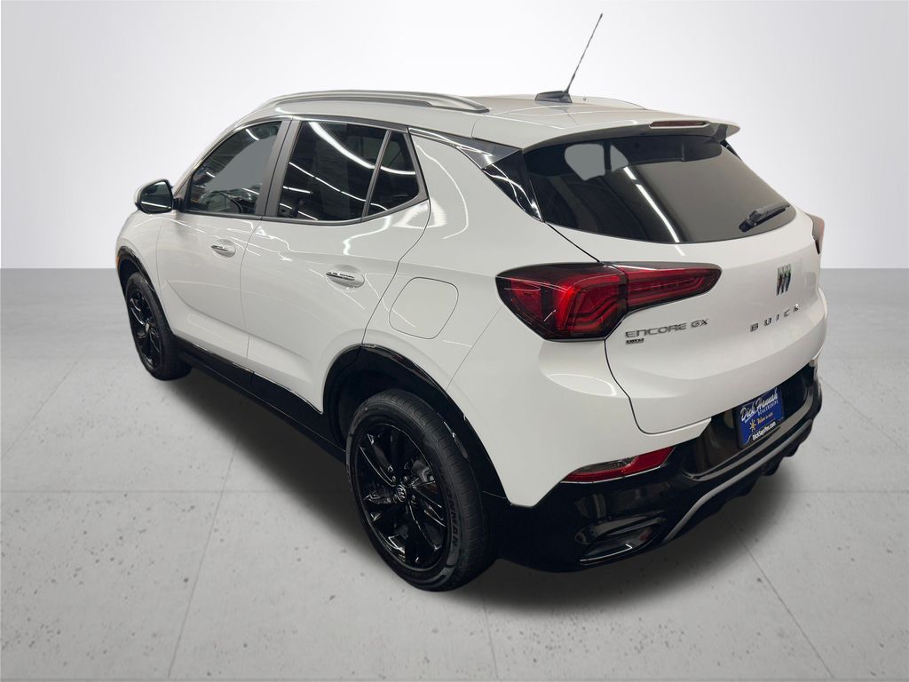 2024 Buick Encore GX Sport Touring photo 3