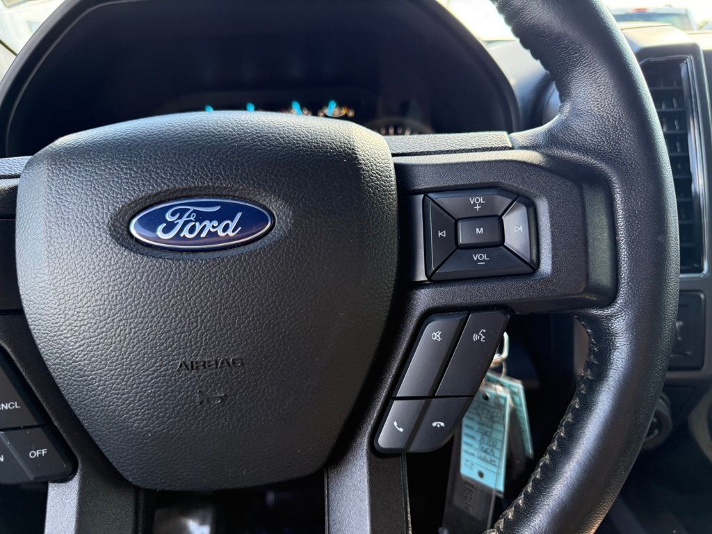 2018 Ford F-150 XLT photo 22