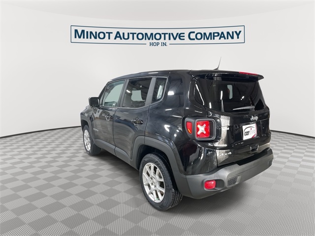 2023 Jeep Renegade Latitude photo 4