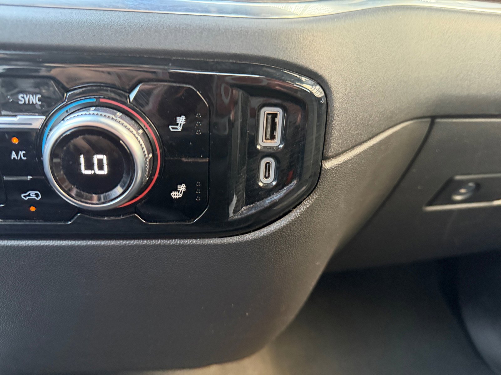 2024 Gmc Sierra 1500 SLT photo 15
