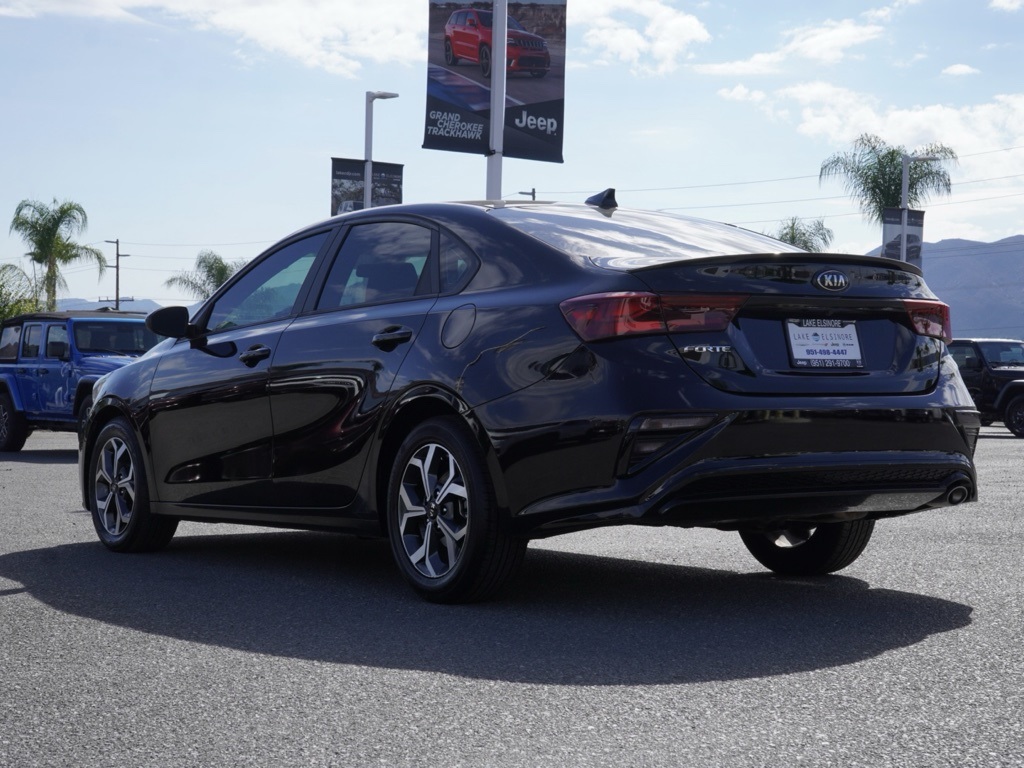 2021 Kia Forte LXS photo 3