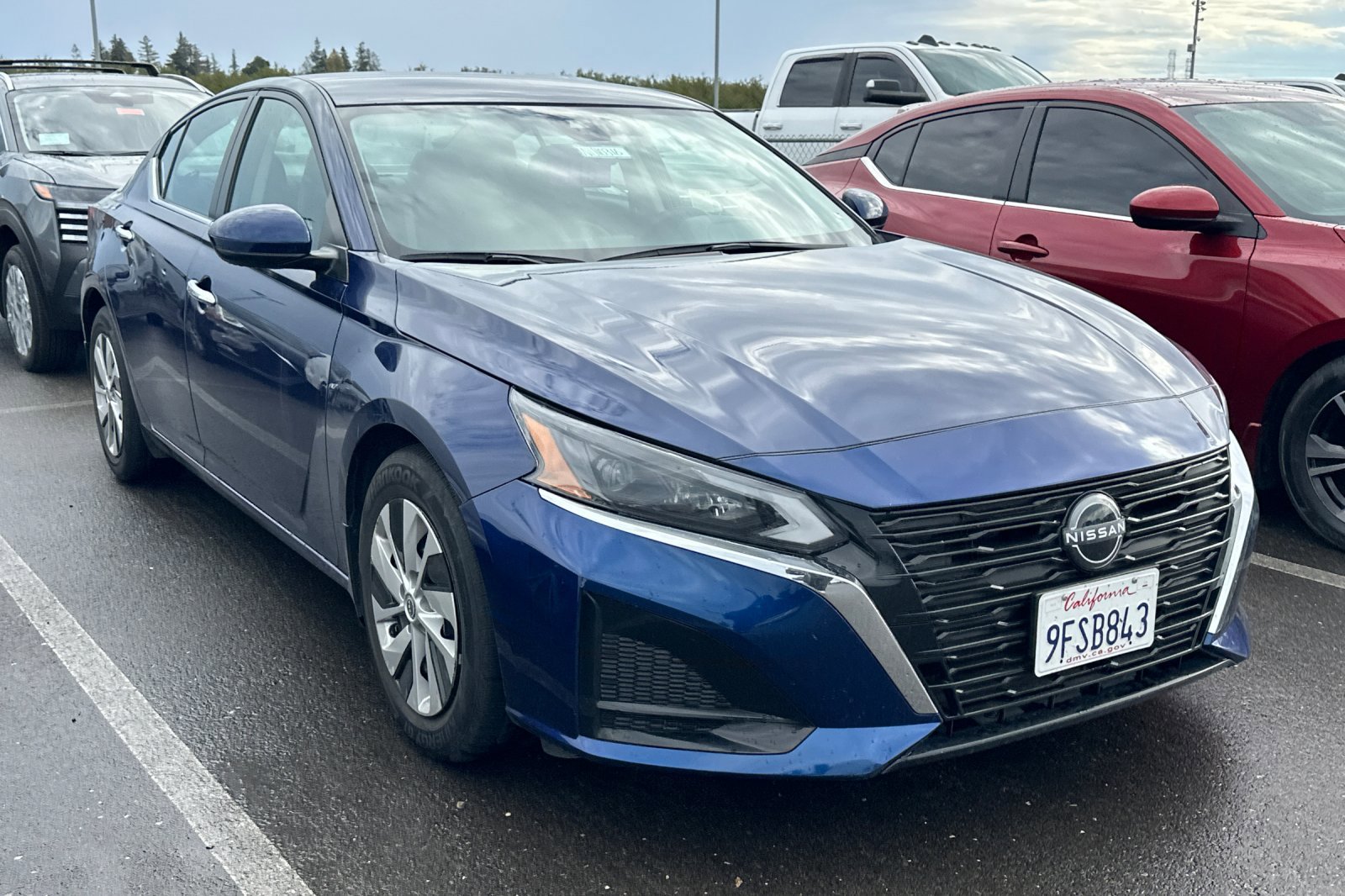 2023 Nissan Altima 2.5 S photo 2