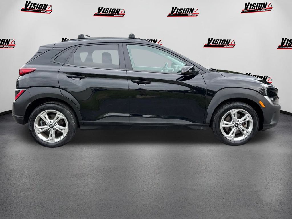 2023 Hyundai Kona SEL photo 3