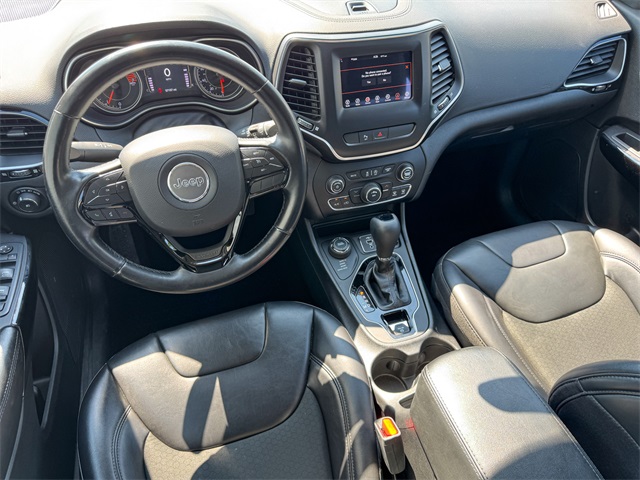2020 Jeep Cherokee Altitude photo 32