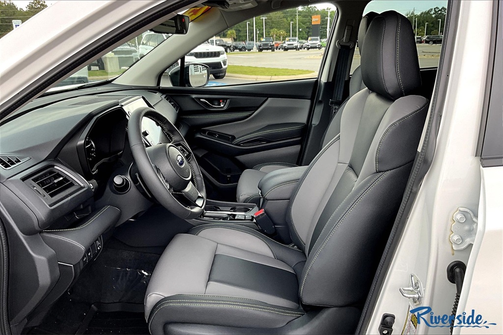 2025 Subaru Ascent Onyx Edition photo 8