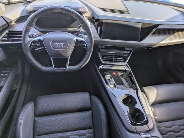 2023 Audi RS e-tron GT Base photo 12
