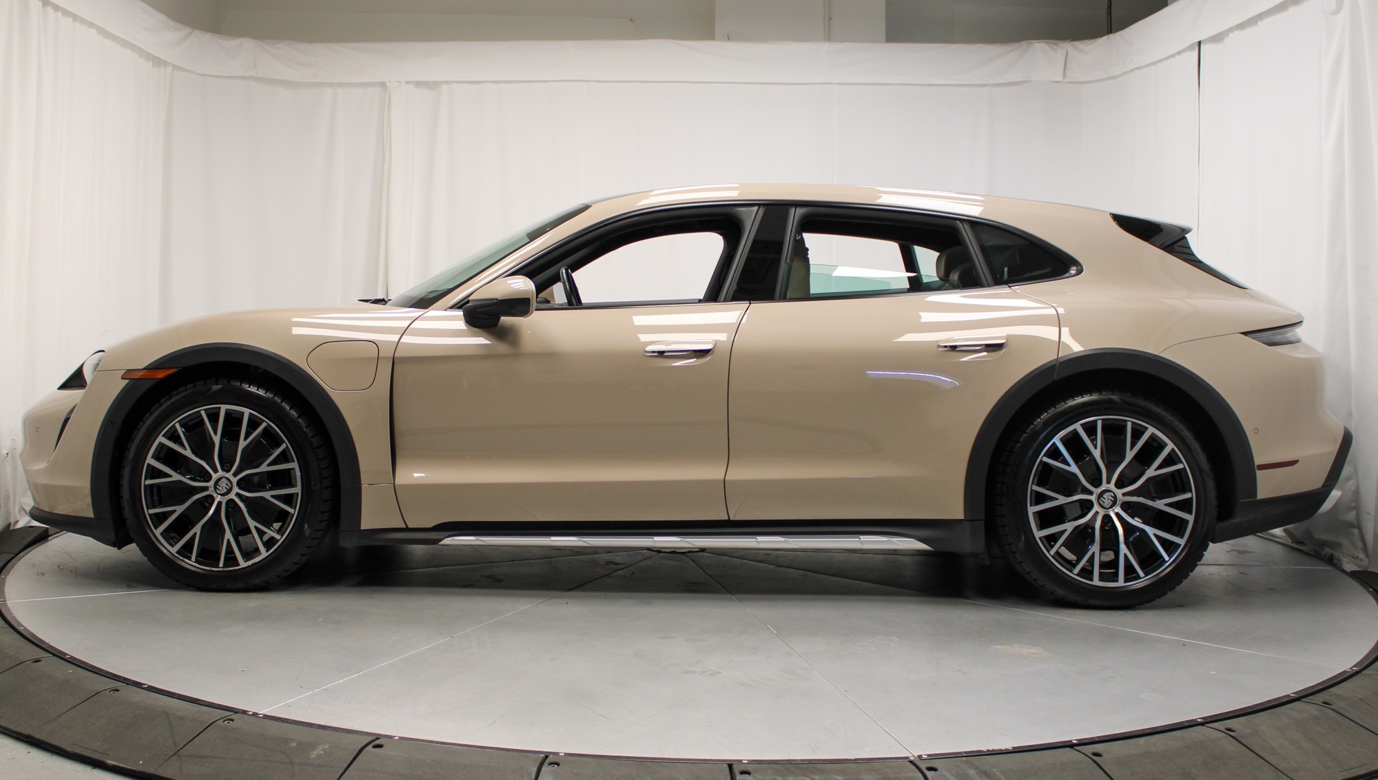 Certified 2022 Porsche Taycan Base with VIN WP0BA2Y10NSA67341 for sale in New York, NY