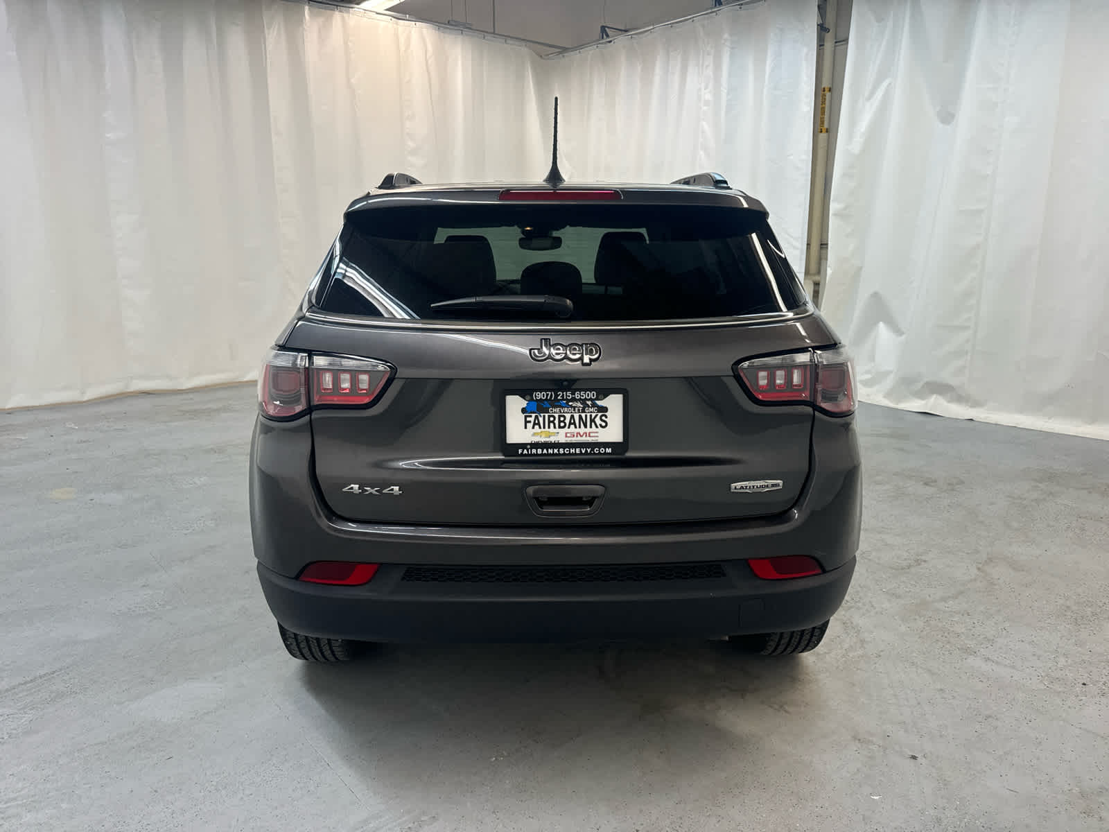 2022 Jeep Compass Latitude Lux photo 4