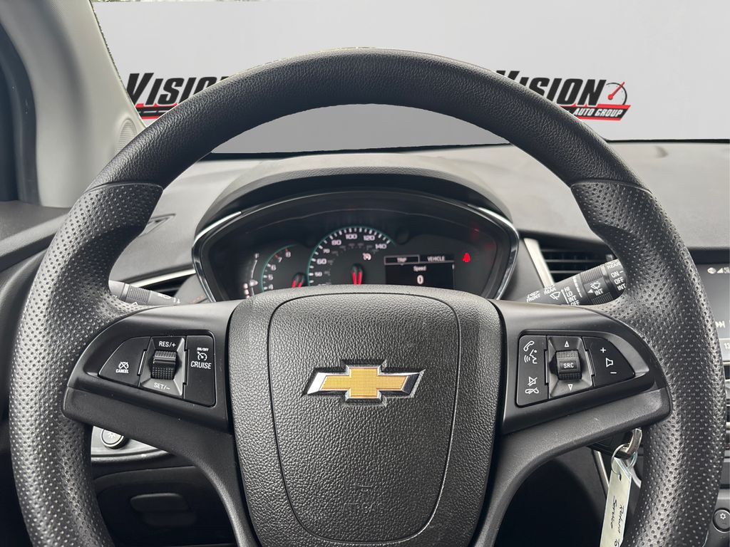 2017 Chevrolet Trax LS photo 20