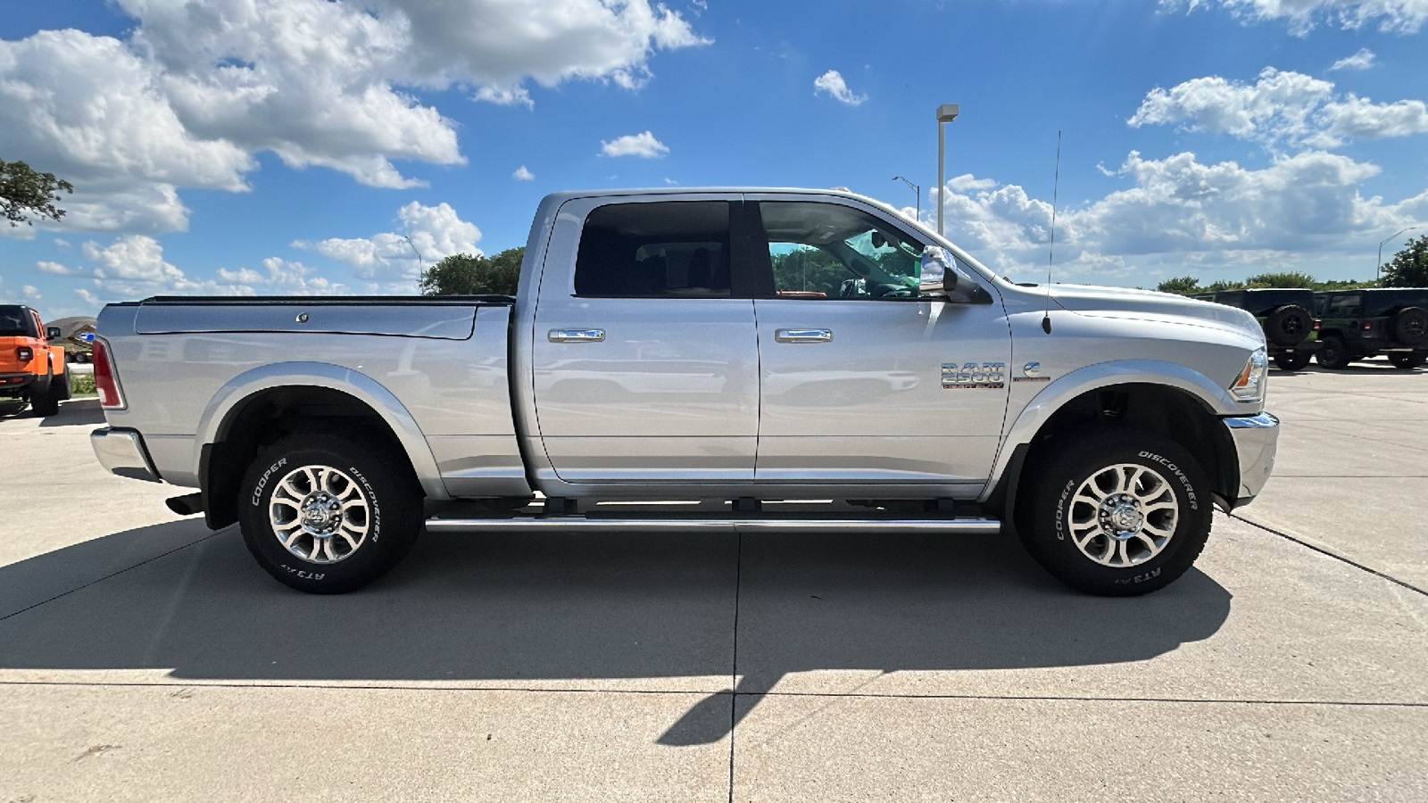 2018 Ram 2500 Laramie photo 2