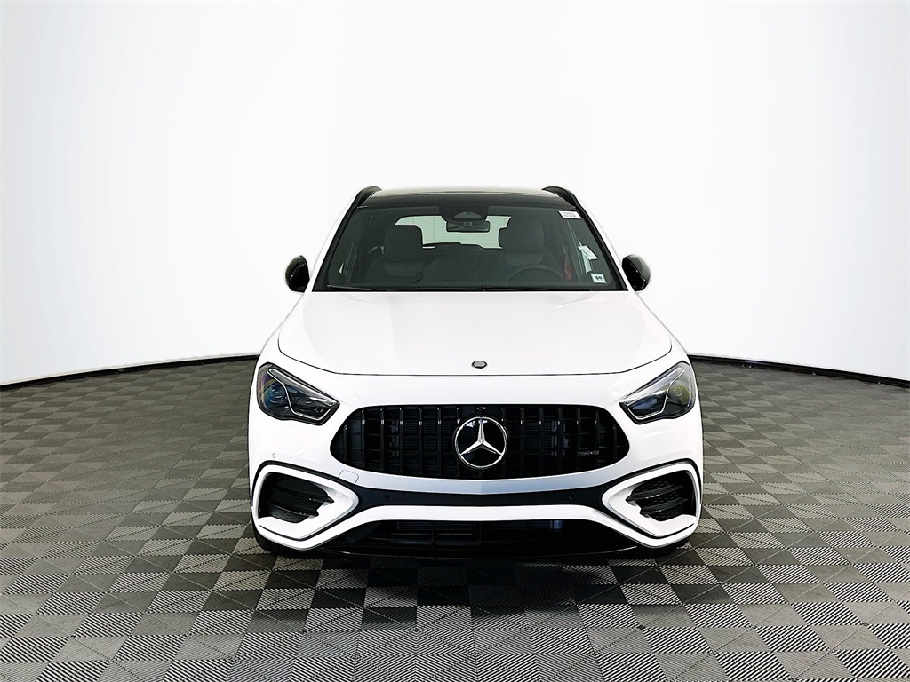 2026 Mercedes Benz GLA 35 AMG 4MATIC photo 2