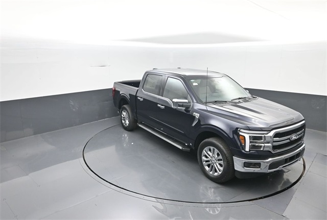 2025 Ford F-150 Lariat photo 24