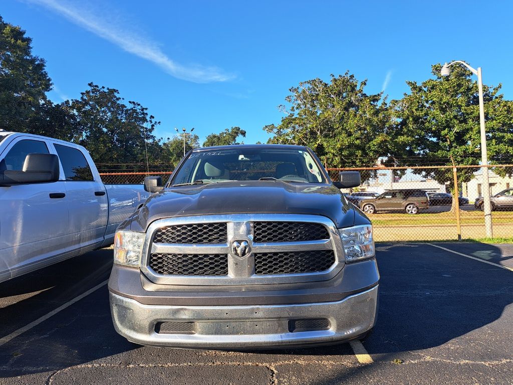 2020 Ram 1500 Classic Tradesman photo 2