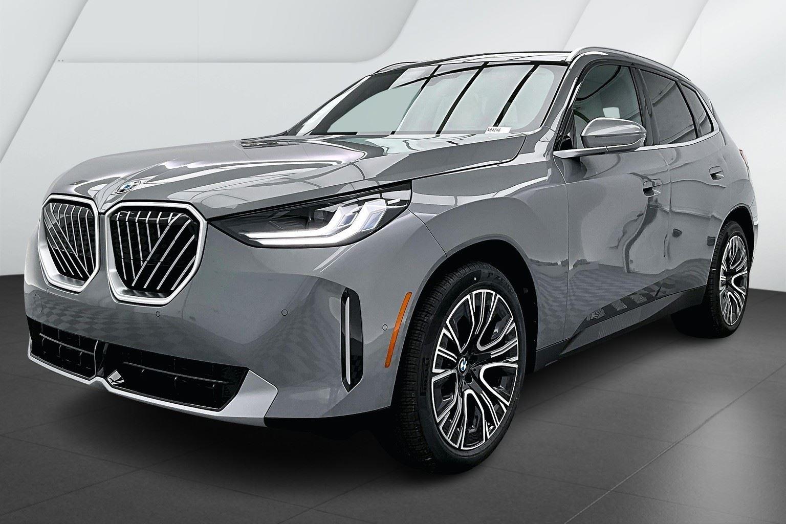 2026 BMW X3 30's photo