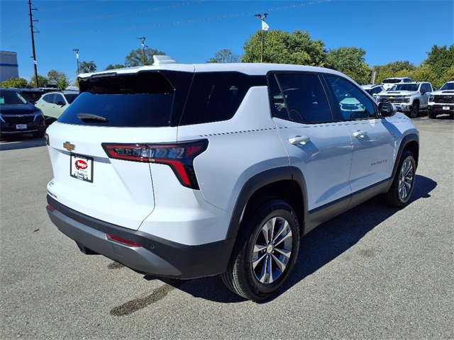 2025 Chevrolet Equinox LT photo 4