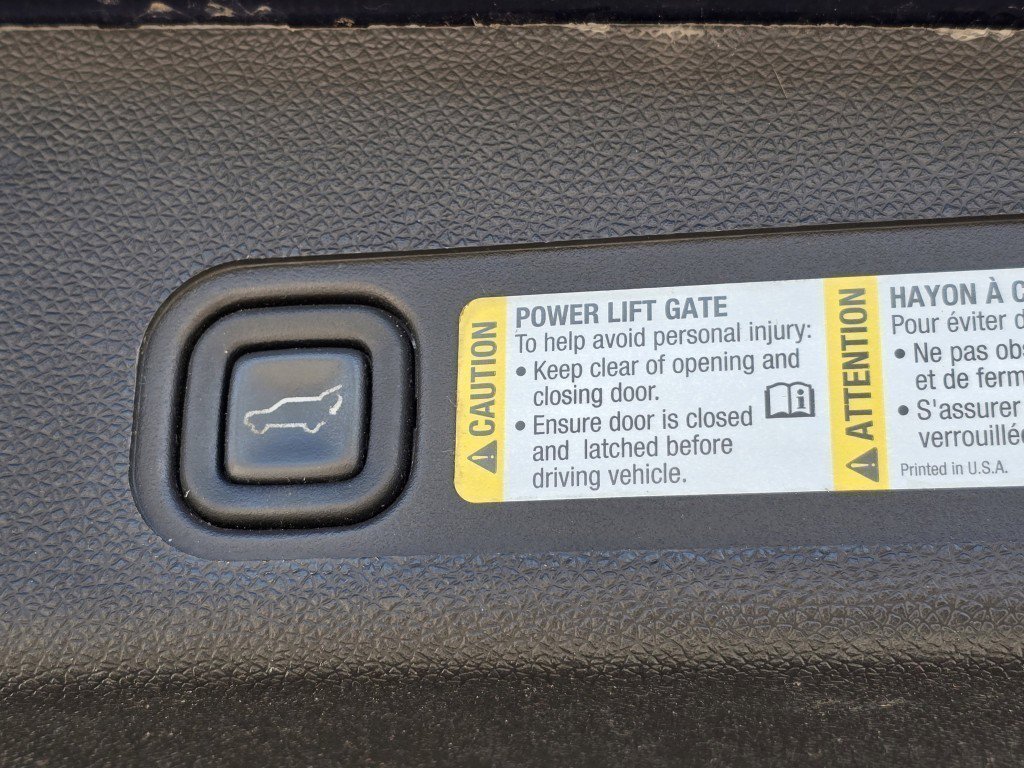 2007 Cadillac Escalade Base photo 23