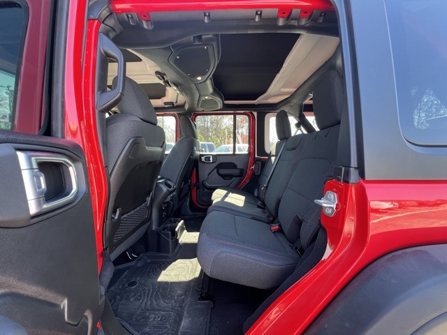 2024 Jeep Wrangler Rubicon photo 11
