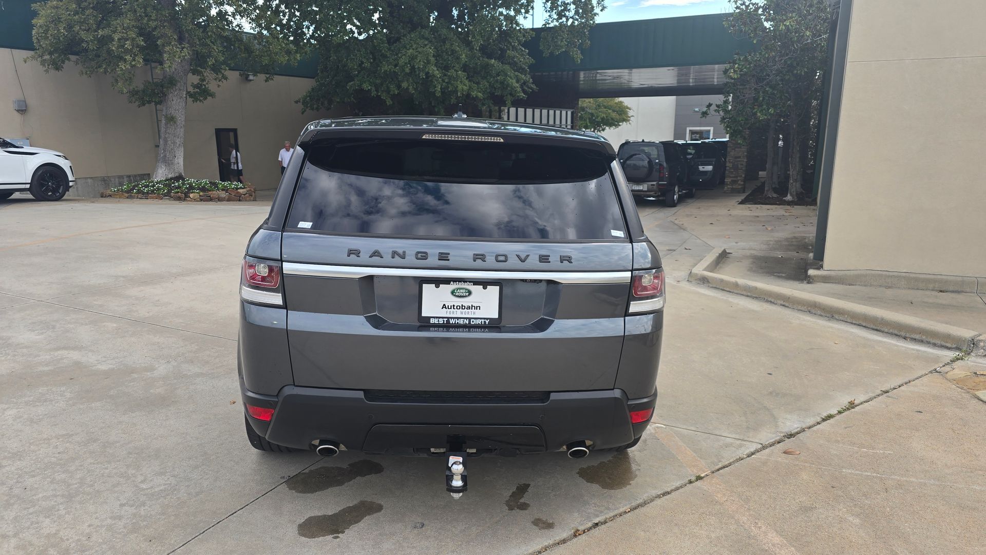 2016 Land Rover Range Rover Sport HSE photo 3