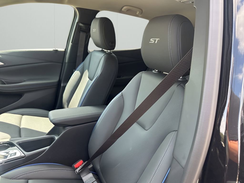 2026 Buick Encore GX Sport Touring photo 22