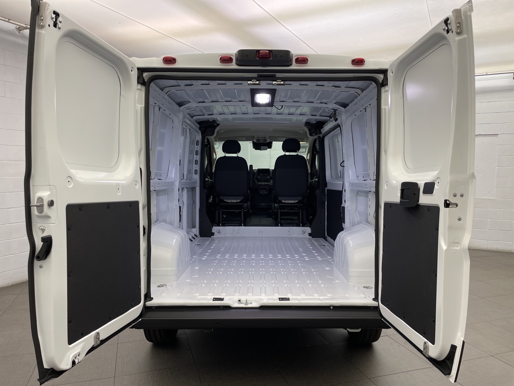 2026 Ram ProMaster 1500 photo 5