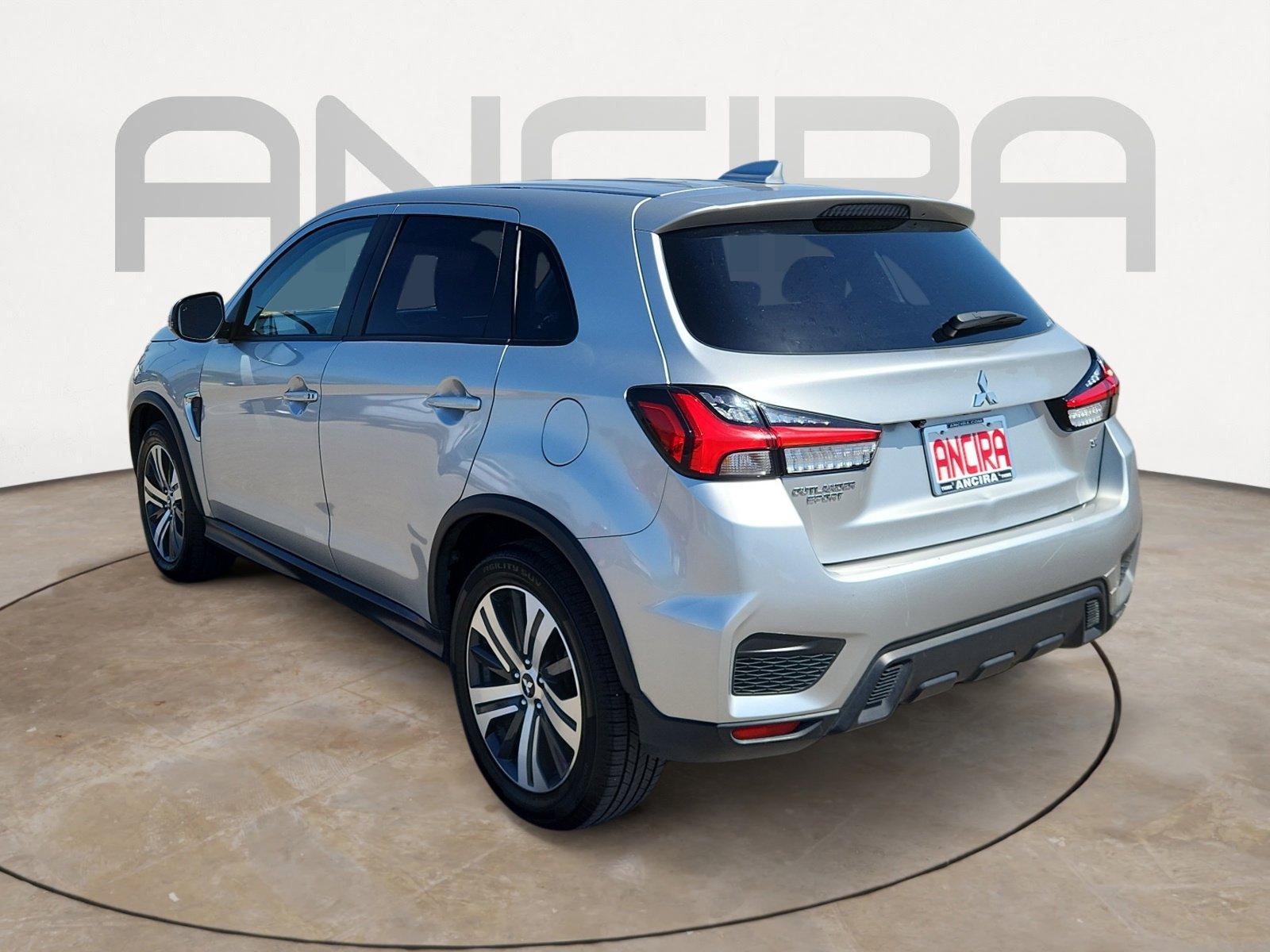 2024 Mitsubishi Outlander Sport SE photo 3