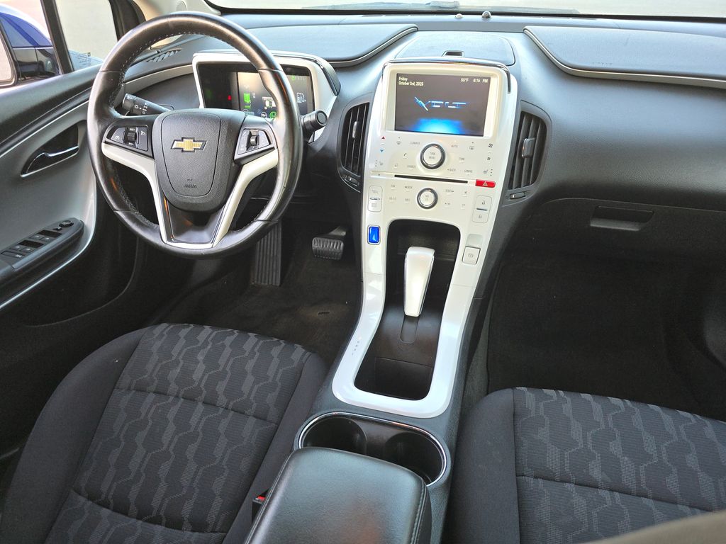 2013 Chevrolet Volt Base photo 23