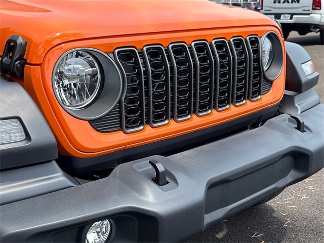 2025 Jeep Wrangler Sport S photo 29