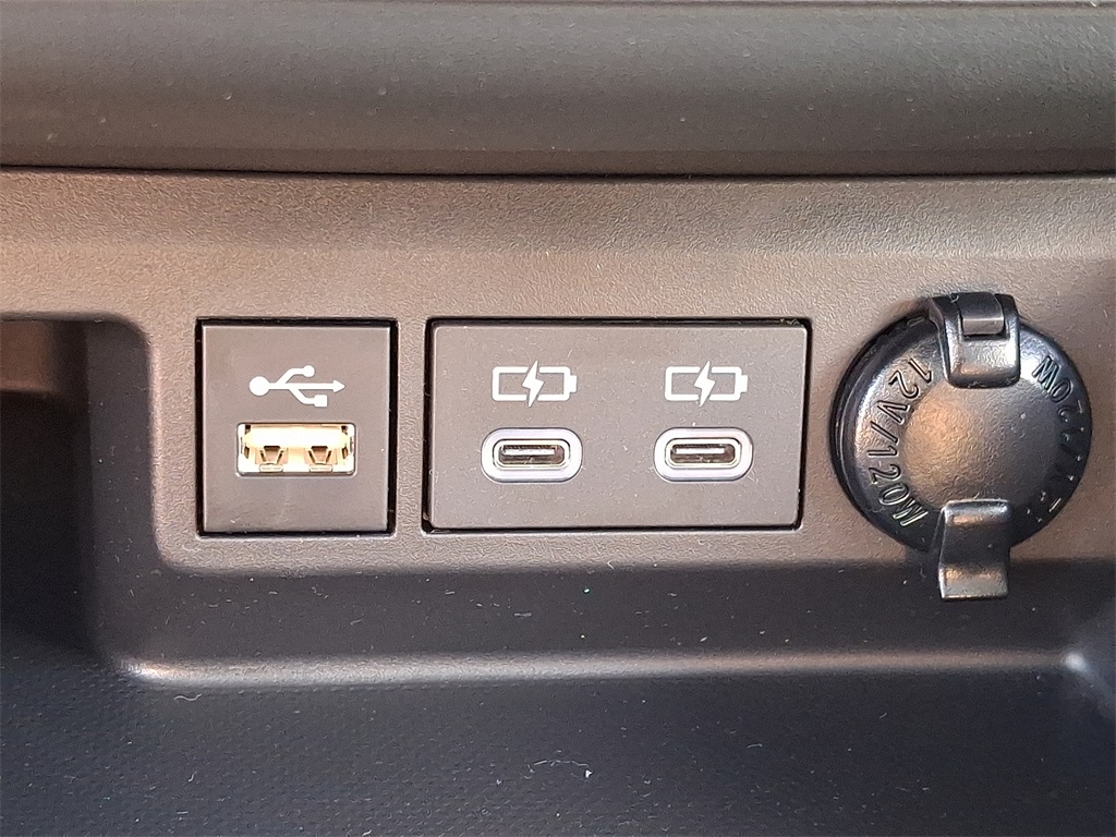 2024 Toyota Highlander Platinum photo 27
