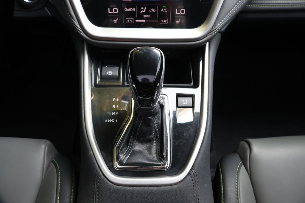 2020 Subaru Outback Onyx Edition XT photo 16