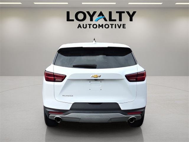 2023 Chevrolet Blazer 2LT photo 3