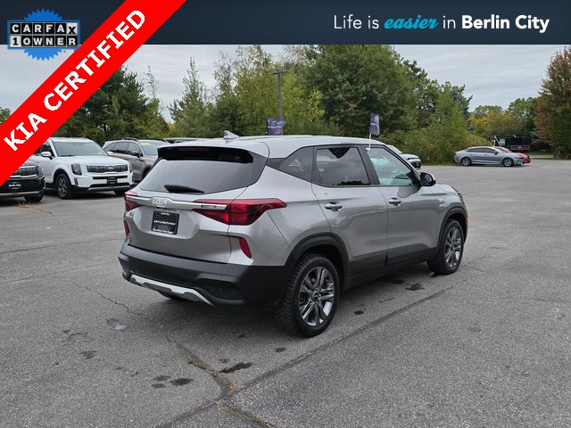 2023 Kia Seltos LX photo 2