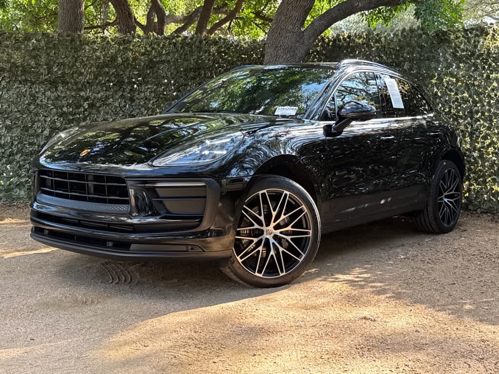 2022 Porsche Macan