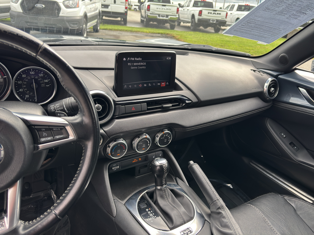 2021 Mazda MX-5 Miata Miata RF Grand Touring photo 27