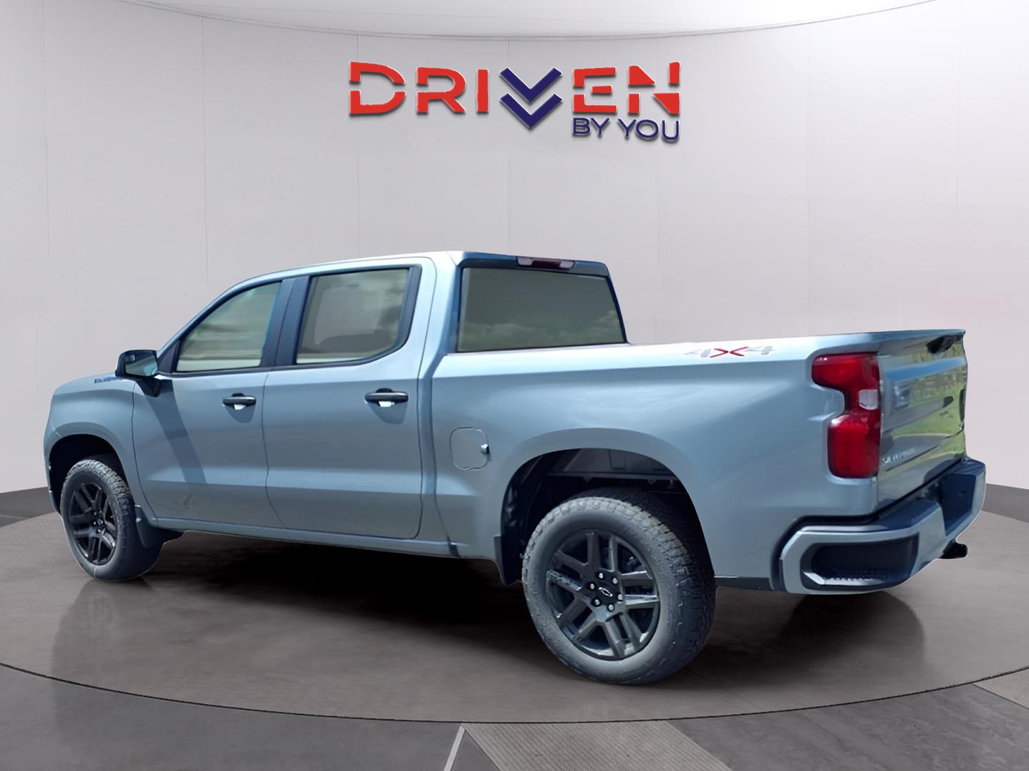 2026 Chevrolet Silverado 1500 Custom photo 3